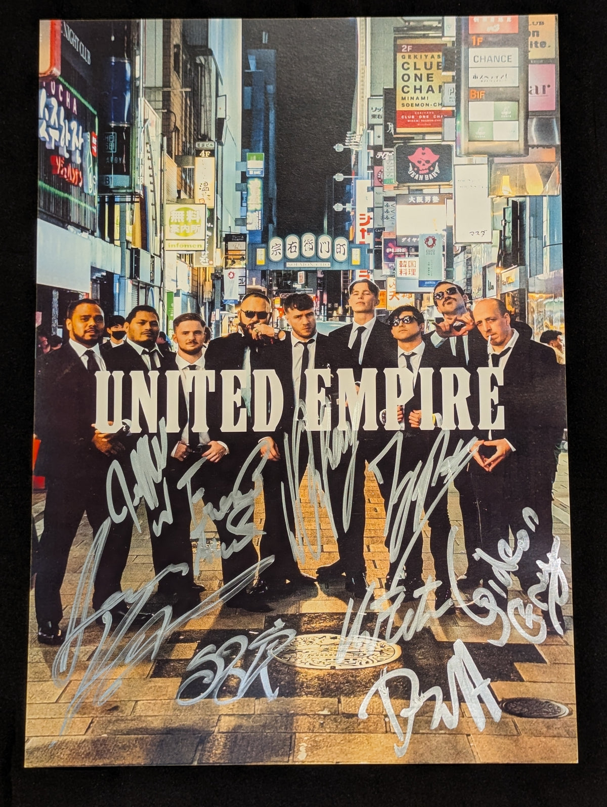 [9 fighters hand signed autograph ] United Empire Pro-Photo 