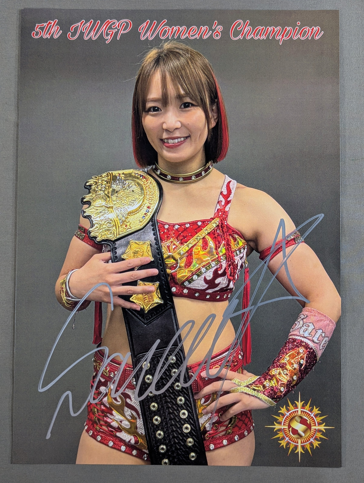 ★IWGP女子王者★  Sareee 直筆サイン入り ポートレート①