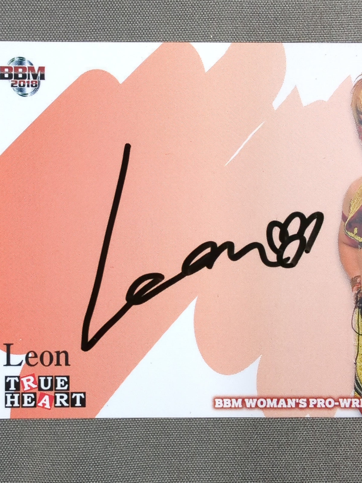2018 BBM Leon Official Autographed Card