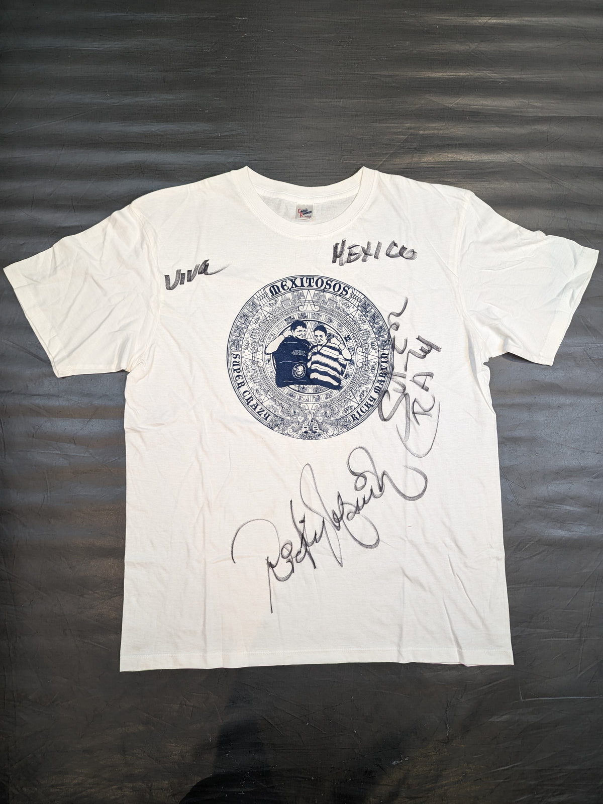 [2 hand signed autographs] Super Crazy & Marvin Picture T-Shirt (White)