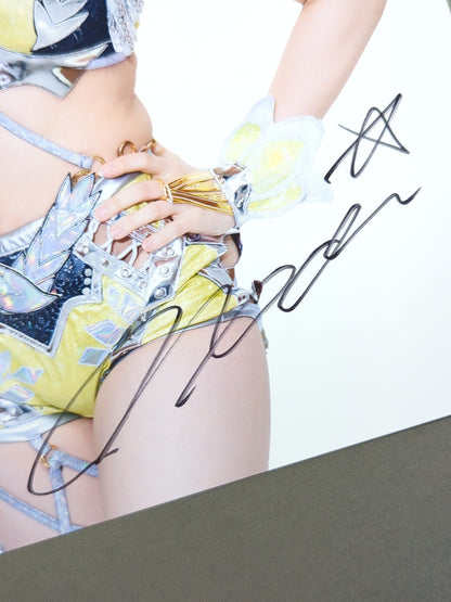 NATSUPOI  hand signed autograph  Stardom Pro-Photo  (T-9)
