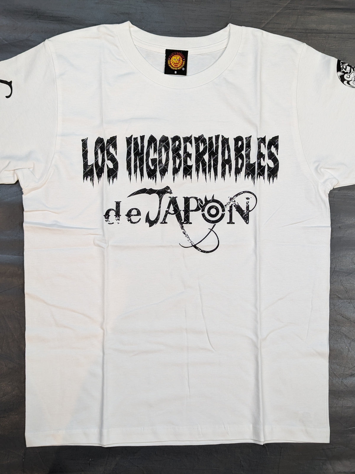 BUSHI「ロス・インゴベルナブレス・デ・ハポン」Tシャツ