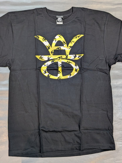 Master Wato  "WATO" T-shirt (2) (Black× Yellow)