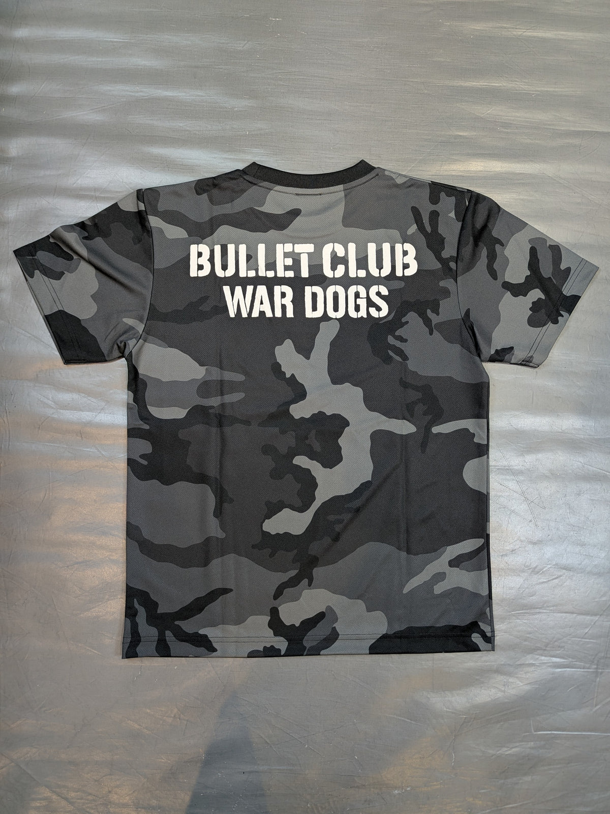 BULLET CLUB WAR DOGS Dry T-Shirt (Blackwoodland Camo)