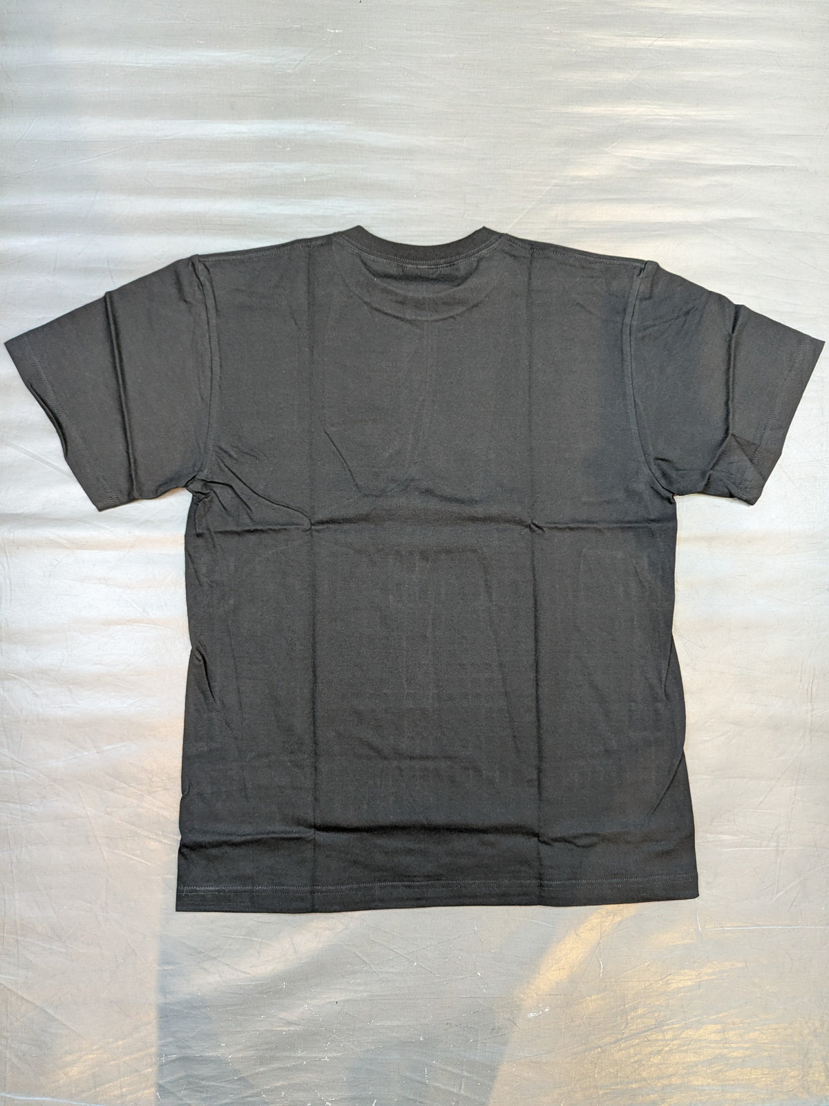DOUKI「METAL」Tシャツ
