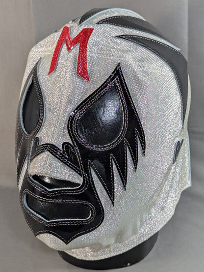Mil Mascaras 