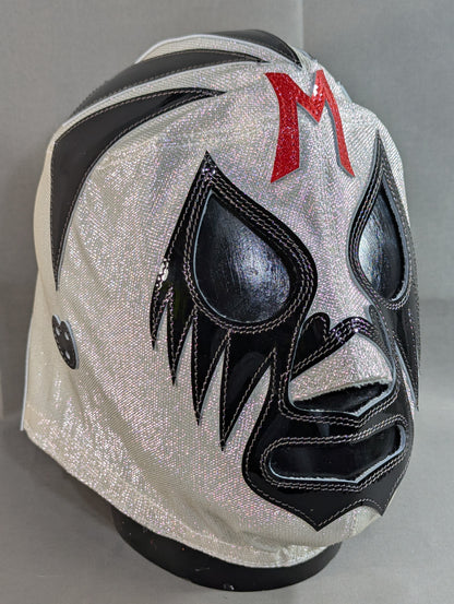 Mil Mascaras 