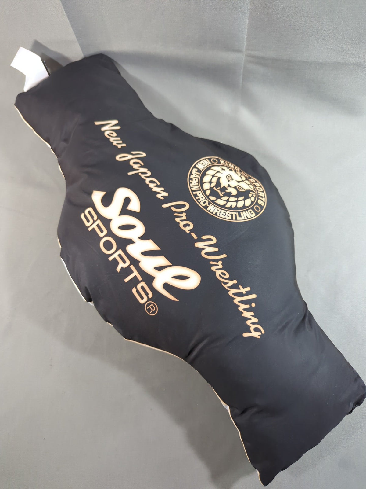 New Japan Pro Wrestling × SOUL SPORTS First IWGP Heavyweight Championship Belt Cushion