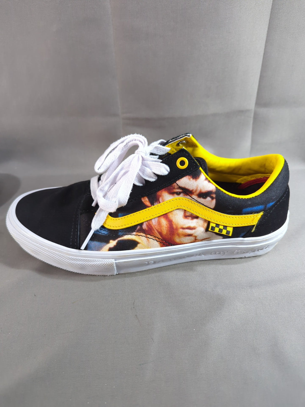 VANS×ブルース・リー SKATE OLD SKOOL スニーカー