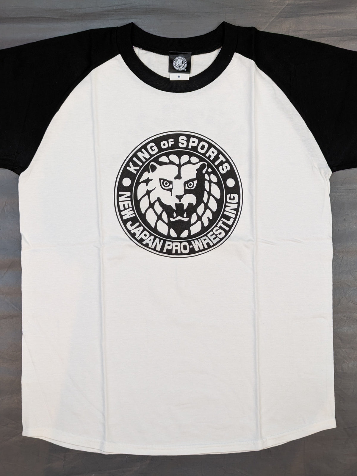 Lion Mark  Raglan T-shirt (White × Black)