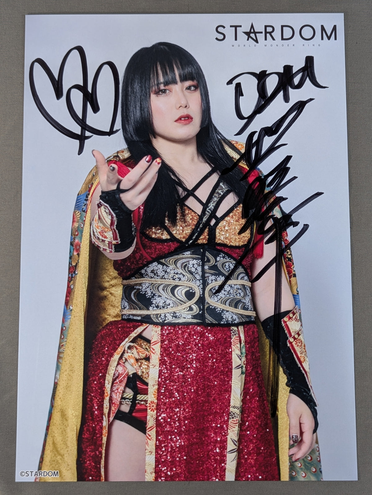 舞華 直筆サイン入り スターダムポートレート(V-5)