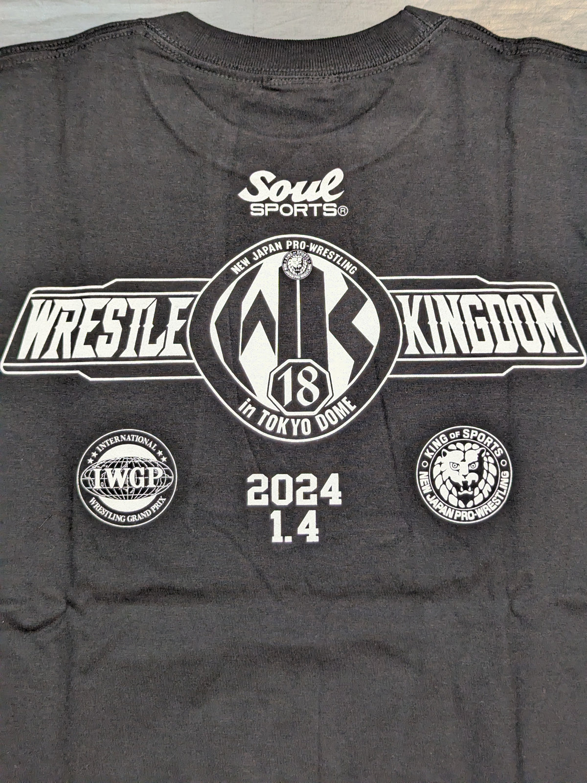 WRESTLE KINGDOM 18 大会記念「SOUL SPORTS」Tシャツ
