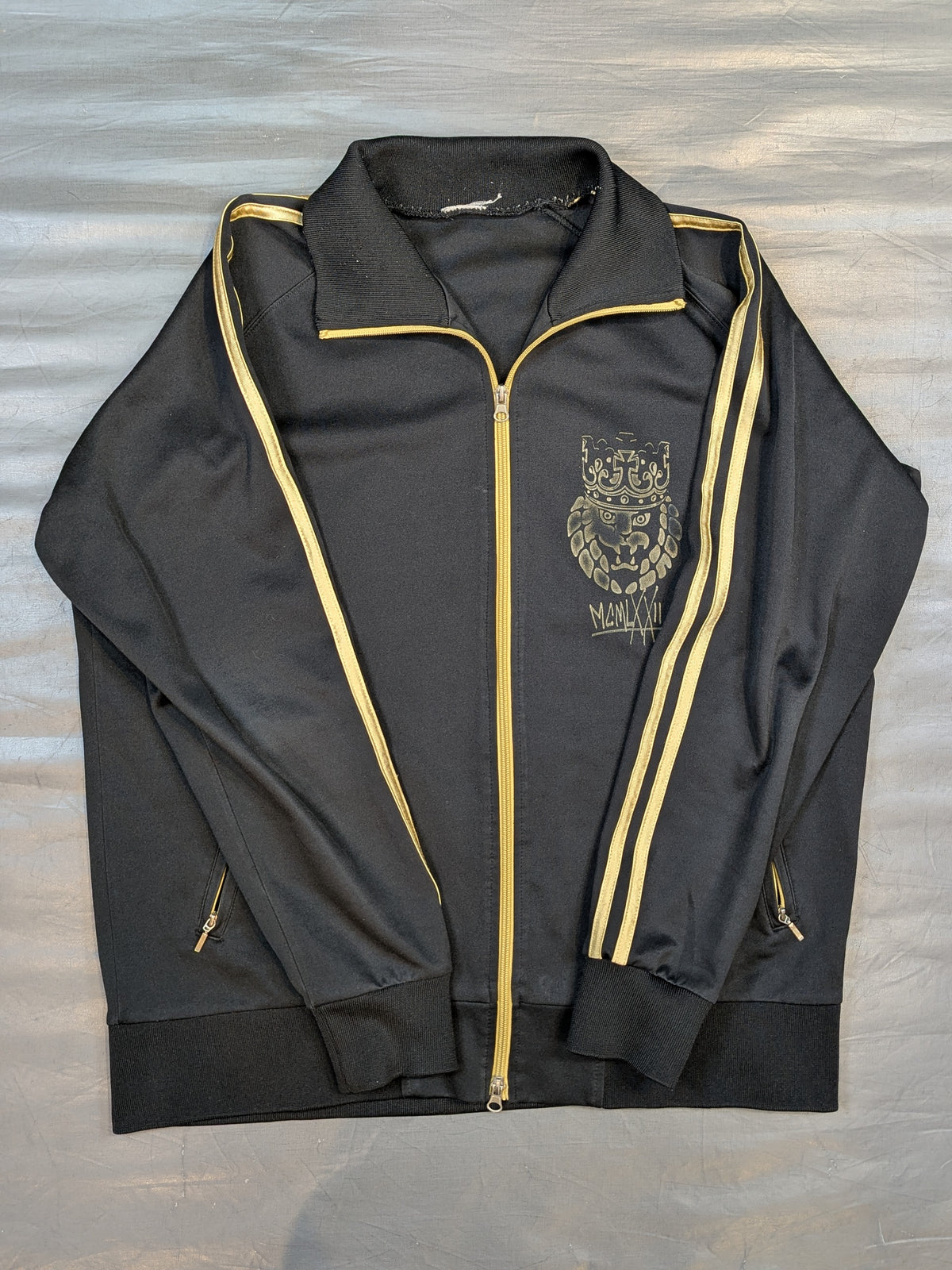 Lion Mark Crown Jersey (Black)