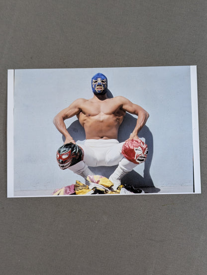 Mil Mascaras 1960s Lucha Libre magazine photo (A-1)