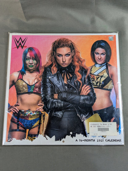 The Women of WWE 2021 カレンダー