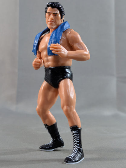 Antonio Inoki  (blue towel)