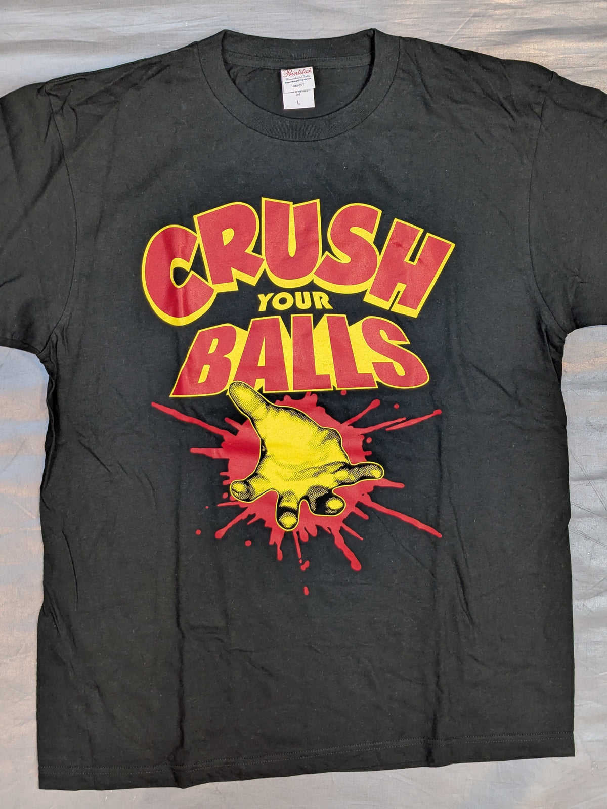 山下りな「CRUSH YOUR BALLS」ピクチャーTシャツ