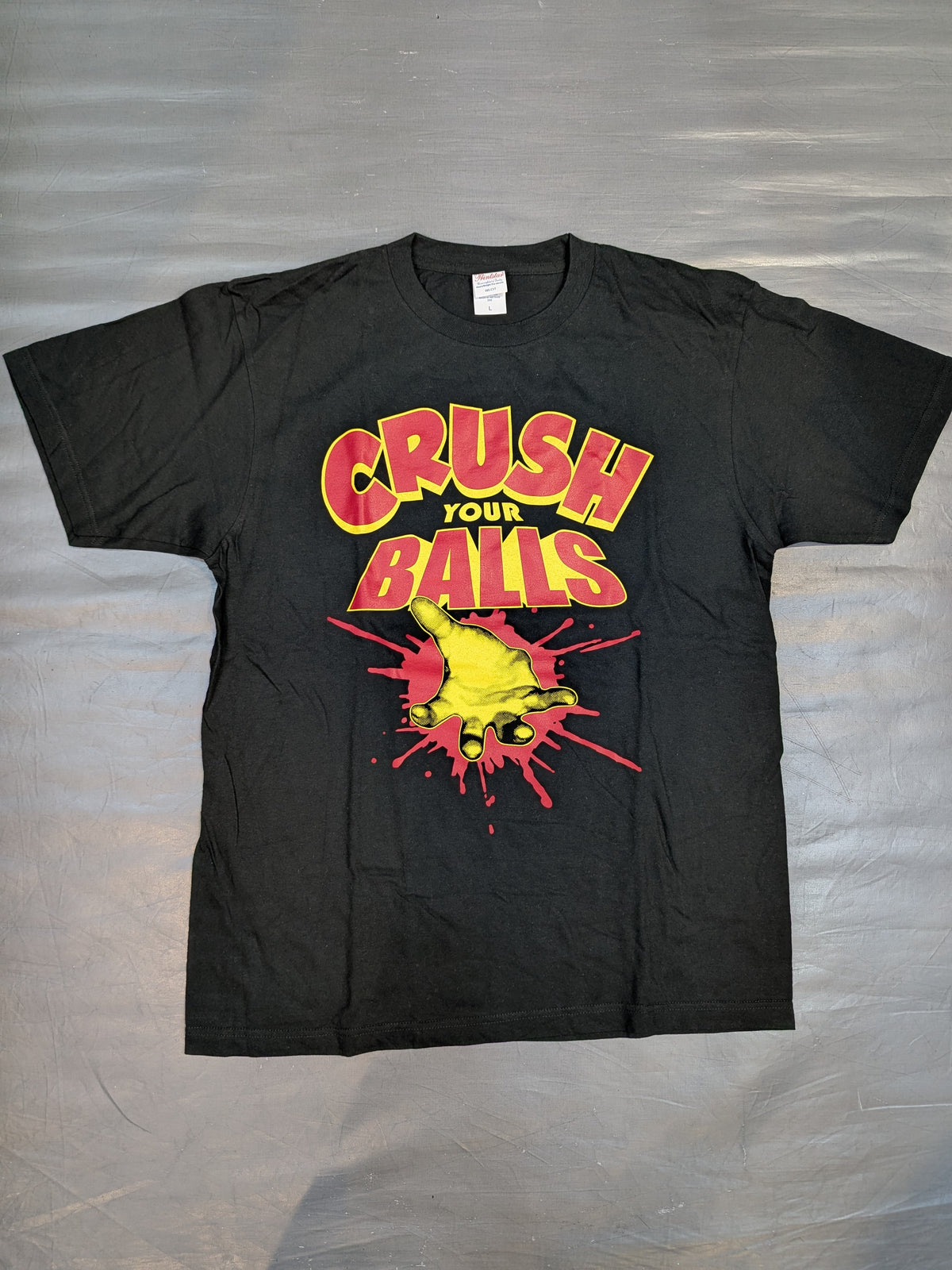 山下りな「CRUSH YOUR BALLS」ピクチャーTシャツ