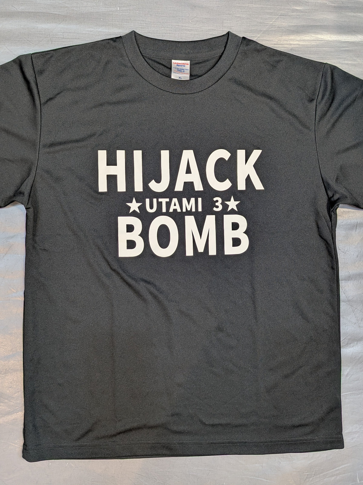 Utami Hayashishita  "HIJACK BOMB" Dry T-Shirt