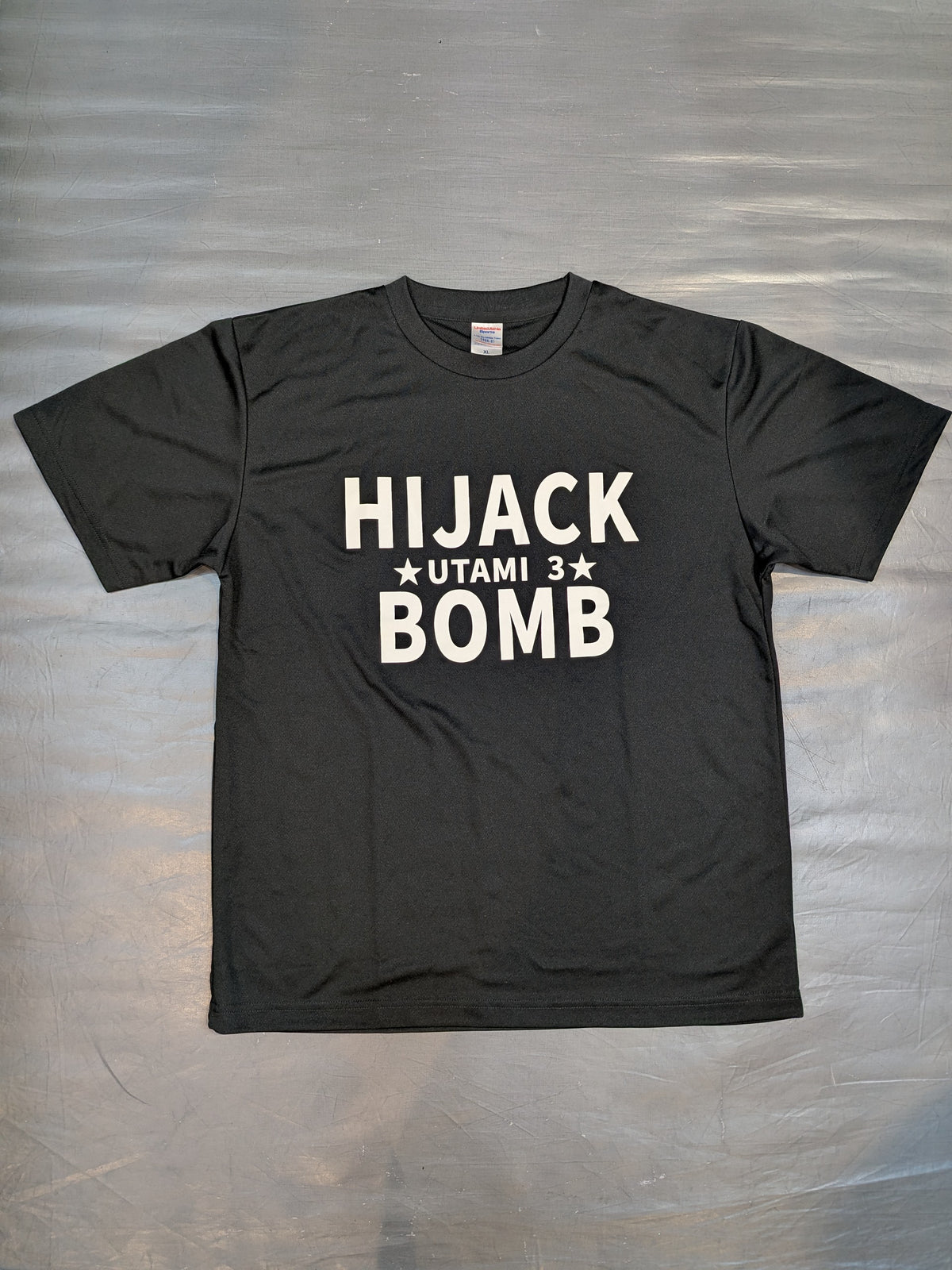 Utami Hayashishita  "HIJACK BOMB" Dry T-Shirt