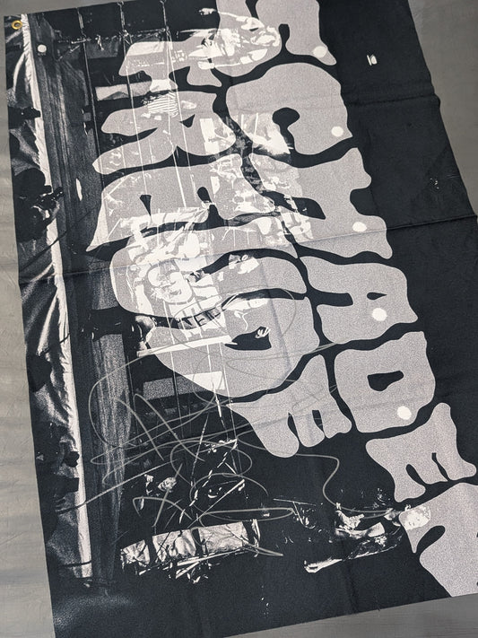 【クリス・ブルックス 直筆サイン入り】SCHADENFREUDE フラッグ