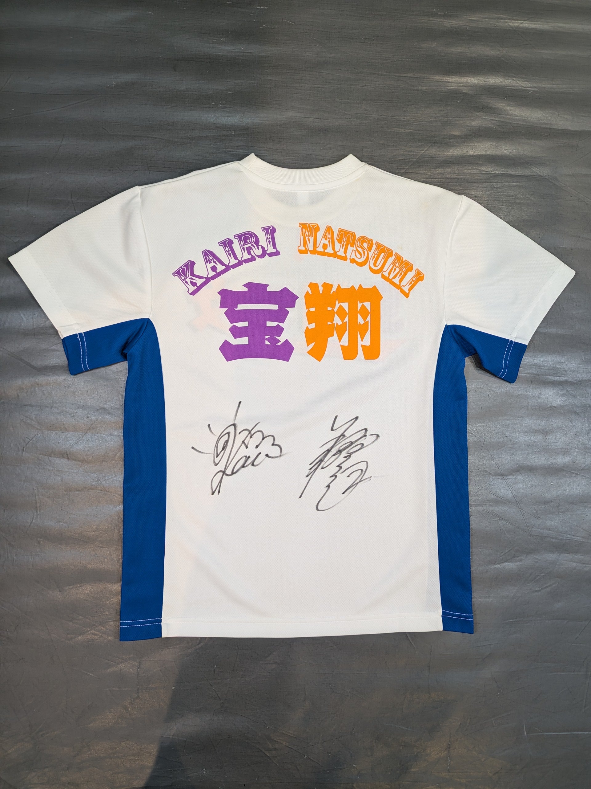 直筆Wサイン入り】宝翔天女 ドライTシャツ – 闘道館