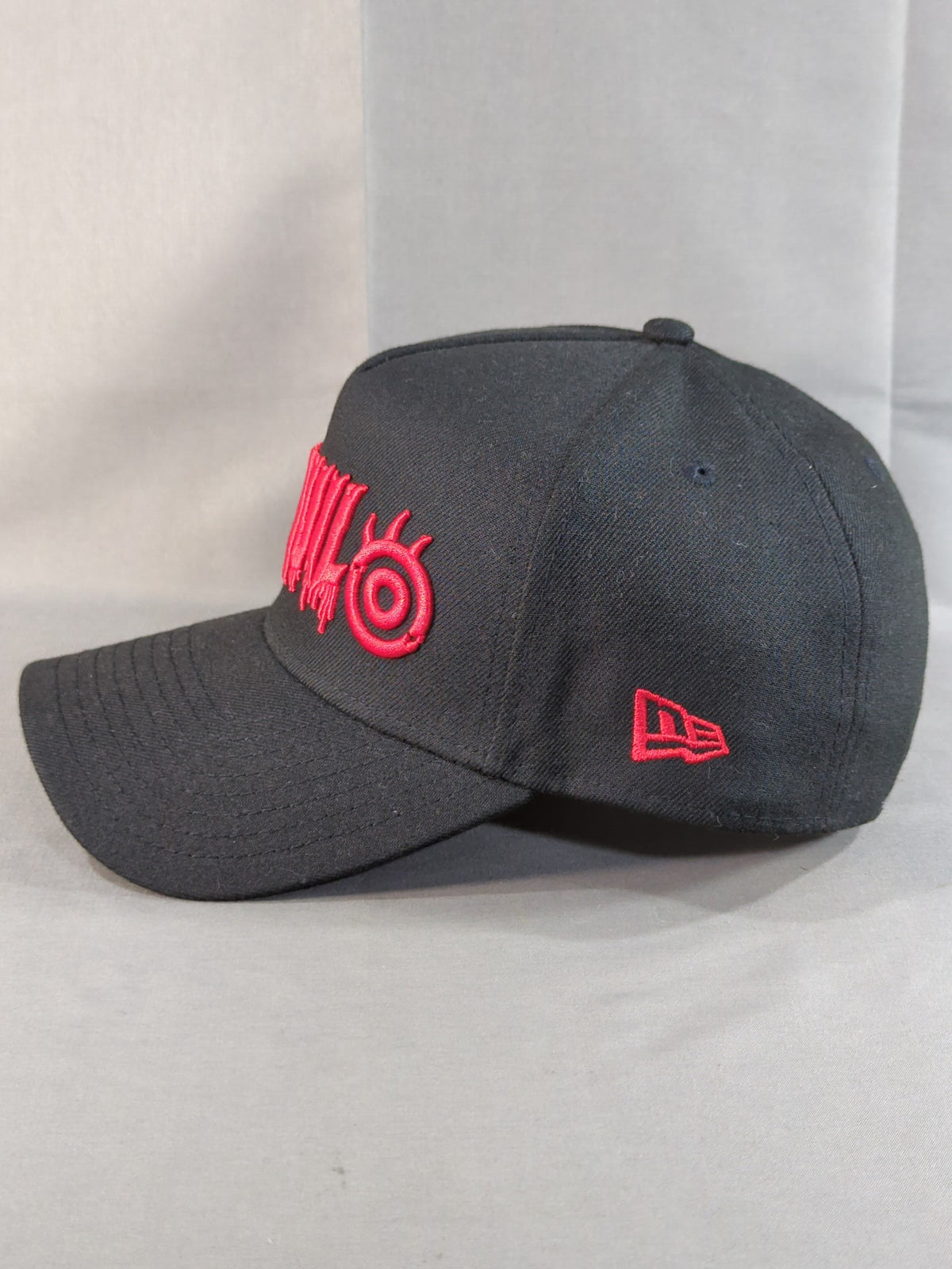 内藤哲也×NEW ERA(R) 9FORTY(TM) A-Frame キャップ(ブラック×レッド)