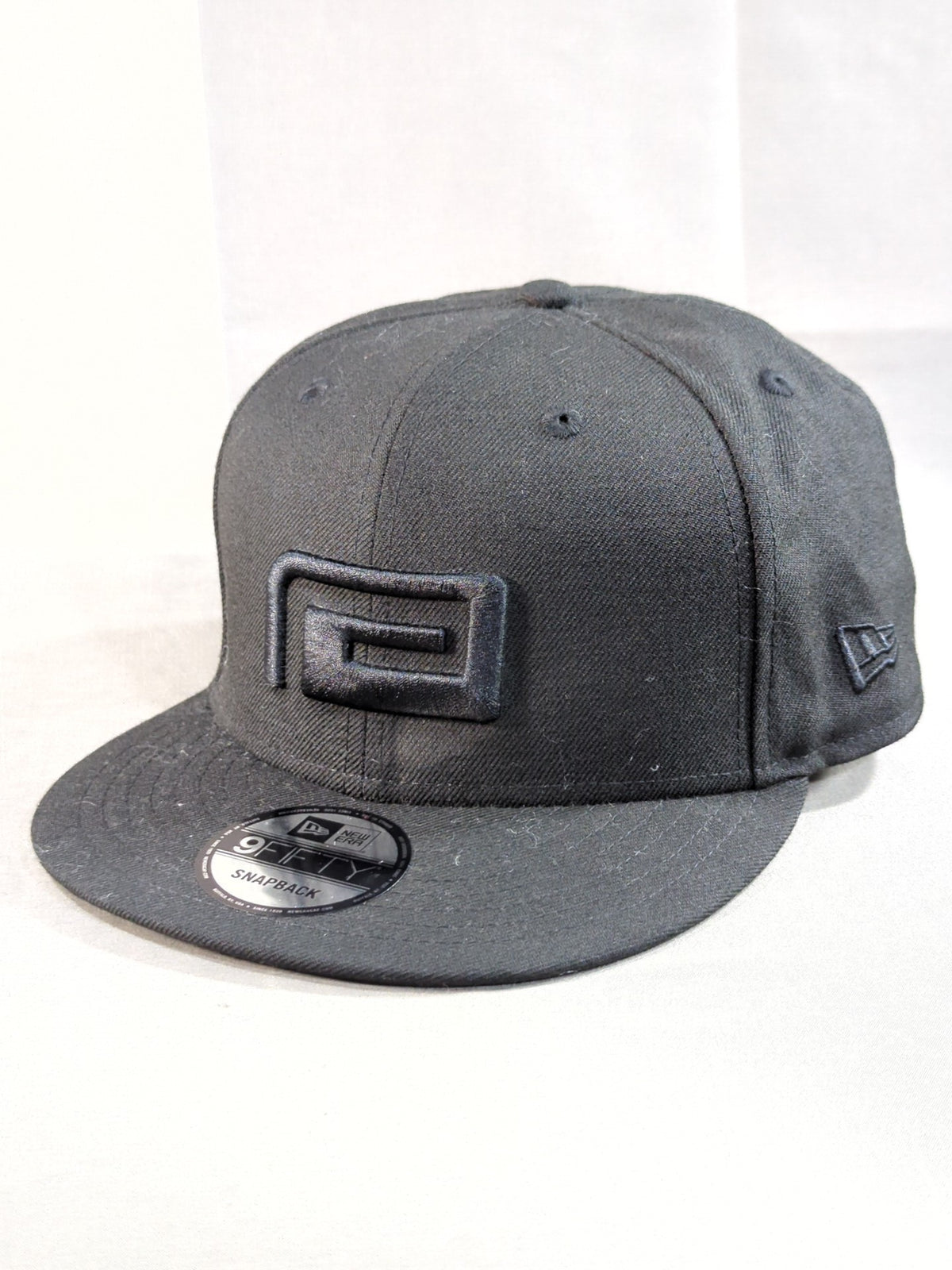 reversal × NEW ERA(R) 9FIFTY(TM) "BIG MARK" Snapback Cap