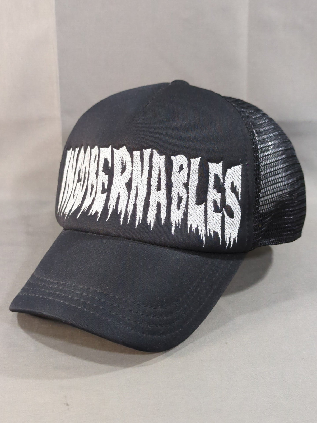 L・I・J「INGOBERNABLES」メッシュキャップ①(2015)