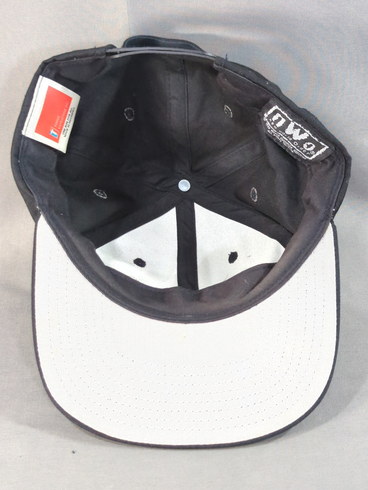 nWo Cap (5) (WCW/Black)
