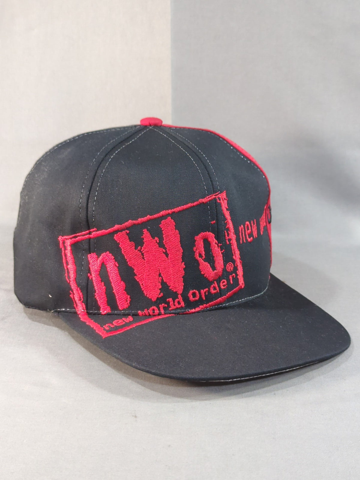 nWo (Wolfpack) Cap (2) (WCW/Black×Red)