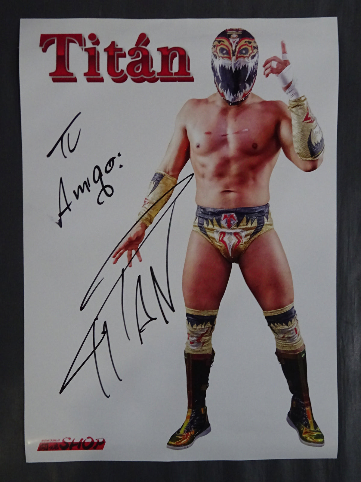 【hand signed autograph】 Titan  Poster (1)