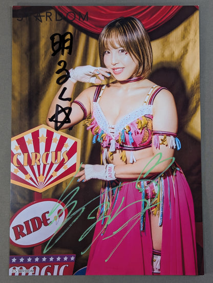 Mina Shirakawa  hand signed autograph  Stardom Pro-Photo  (P-8)