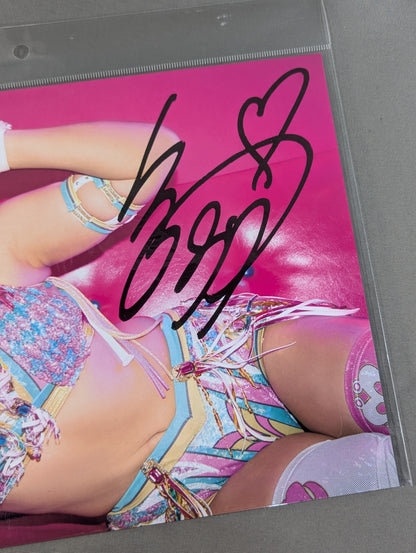 Mina Shirakawa SPG Lying Down Pro-Photo 