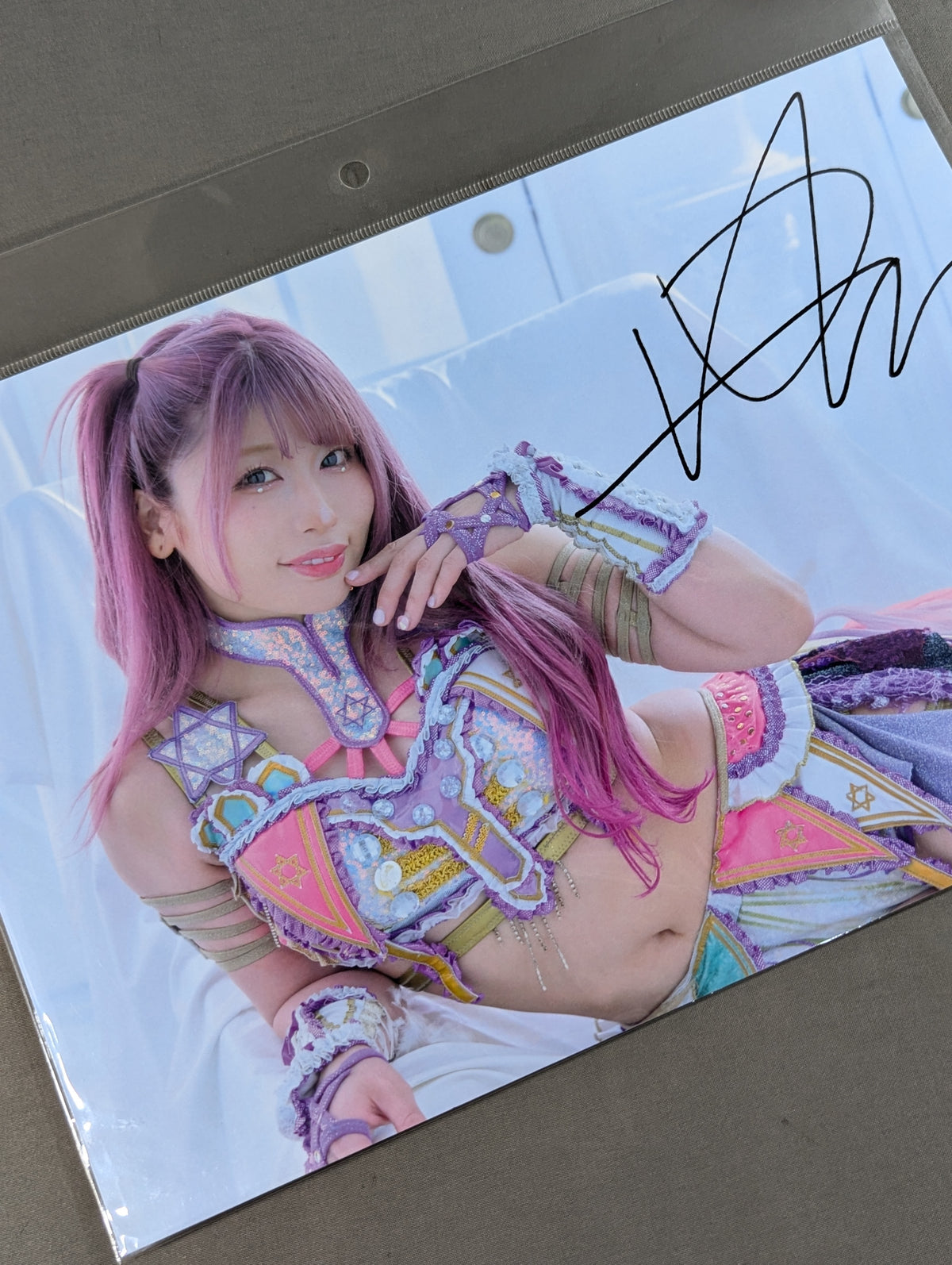 Tam Nakano  SPG Lying Pro-Photo