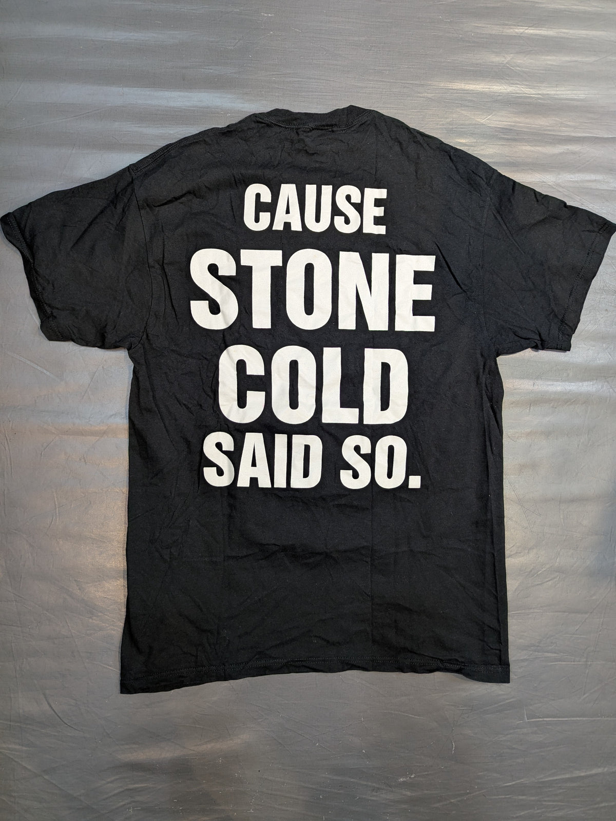 ストーン・コールド・スティーブ・オースチン「THAT'S THE BOTTOM LINE.」ピクチャーTシャツ(WWF(1998) / ブラック)
