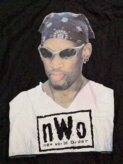 nWo デニス・ロッドマン ピクチャーTシャツ(WCW(1997) / ブラック)