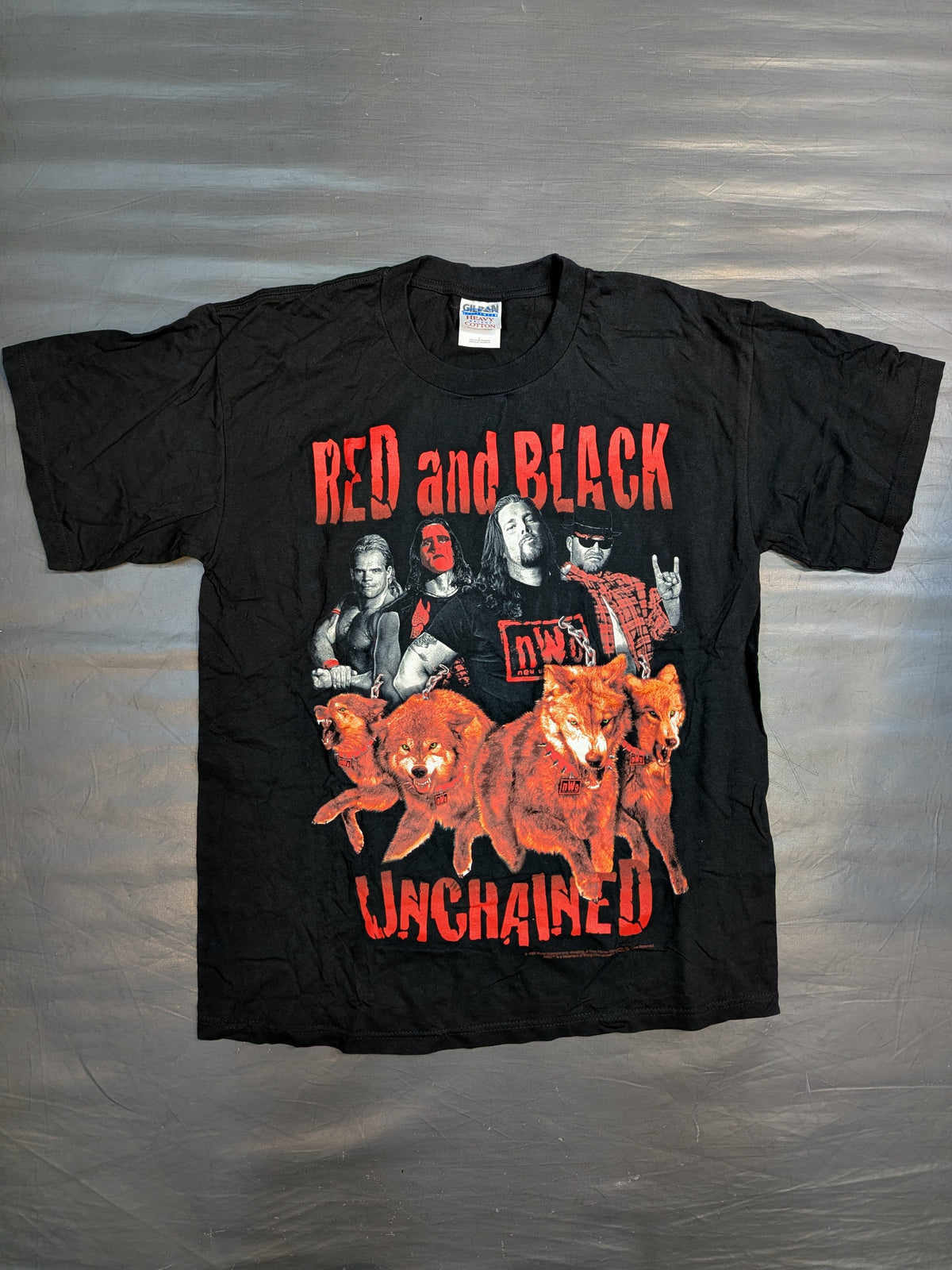 nWo Wolfpack 'RED and BLACK UNCHAINED' Picture T-Shirt (WCW (1998) / Black)