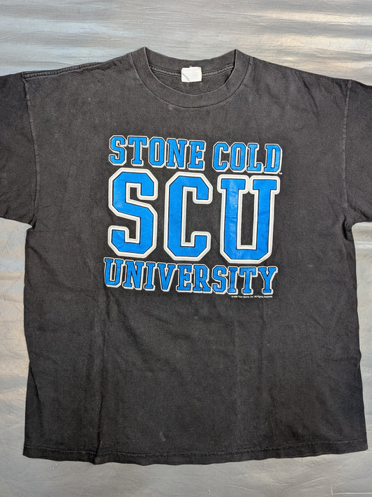 Stone Cold Steve Austin 'SCU STONE COLD UNIVERSITY' T-shirt (WWF (1998) / Black)