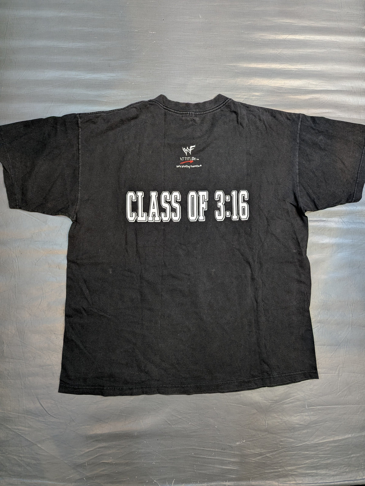 ストーン・コールド・スティーブ・オースチン「SCU STONE COLD UNIVERSITY」Tシャツ(WWF(1998) / ブラック)