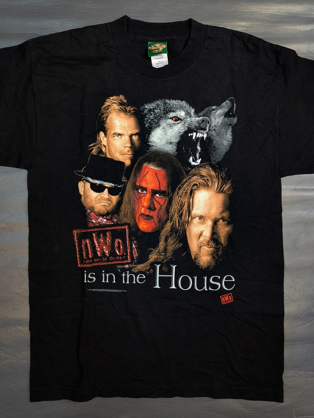 nWo is in the House ピクチャーTシャツ①(WCW(1998) / ブラック)