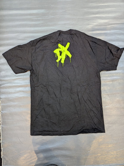 D-GENERATION X「Vince Likes」イラストTシャツ(WWE(2002) / ブラック)