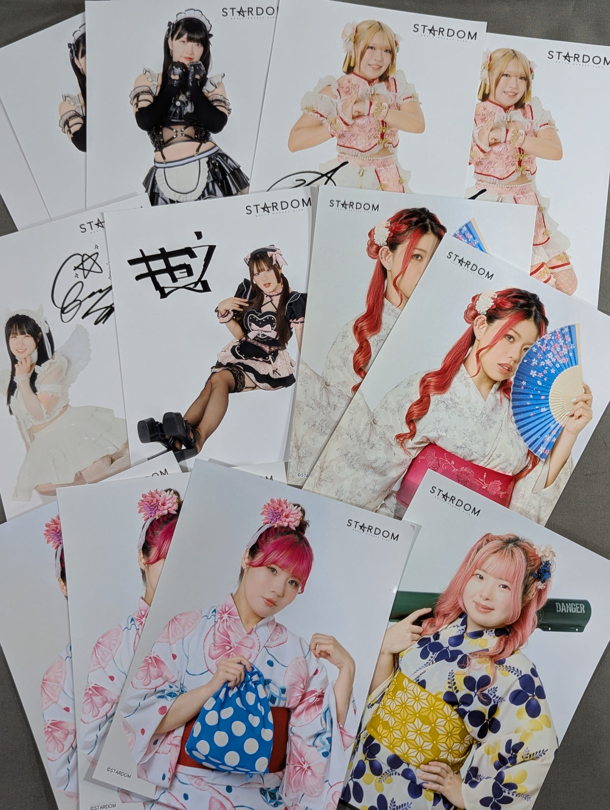 Stardom Omikuji photo 2L size, set of 44 sheets