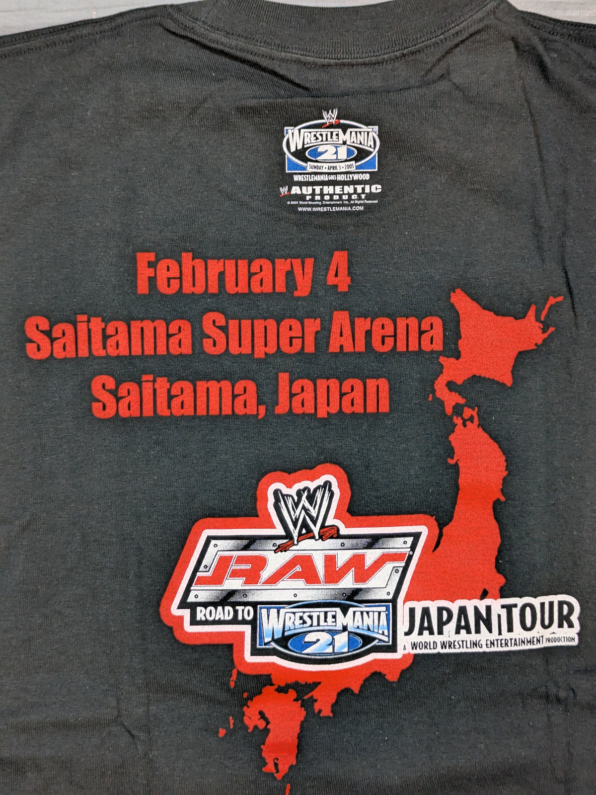 RAW ROAD TO WRESTLEMANIA 21 JAPAN TOUR Picture T-Shirt (WWE (2005) / Black)