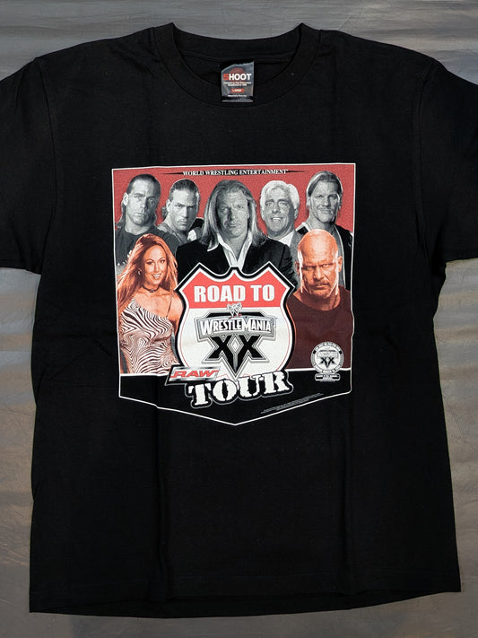 WWE ROAD TO WRESTLEMANIA 20 ピクチャーTシャツ(WWE(2004) / ブラック)
