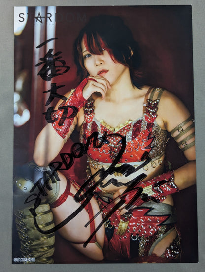Utami Hayashishita  hand signed autograph  Stardom Pro-Photo  (B-2)