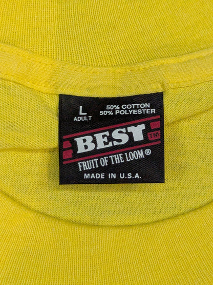 Hulk Hogan Illustration T-Shirt (WWF (1990s) / Yellow)