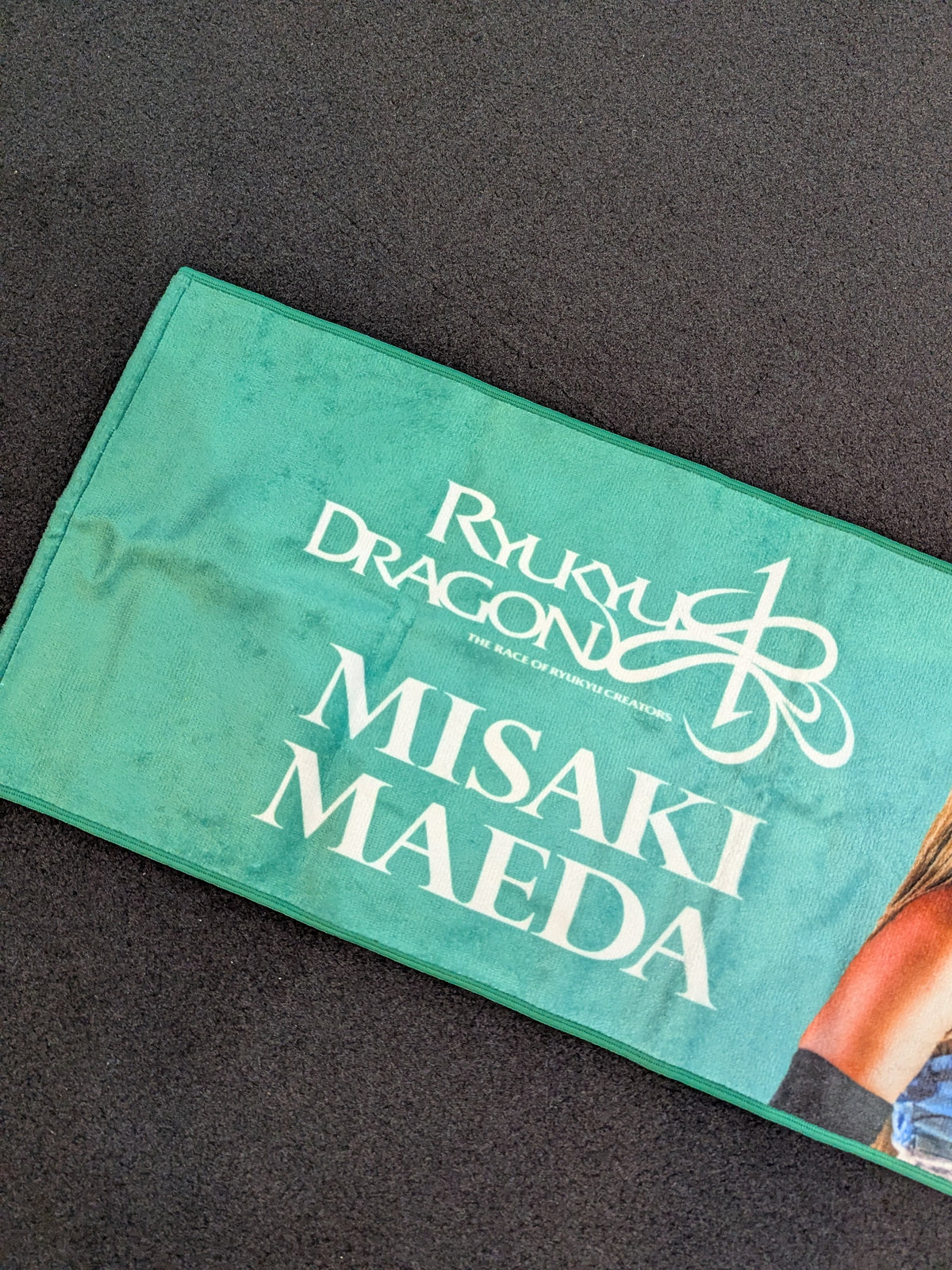 【hand signed autograph】Misaki Maeda Support Towel