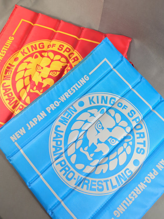 New Japan Pro Wrestling  Lion Mark  Folding Zabuton Set