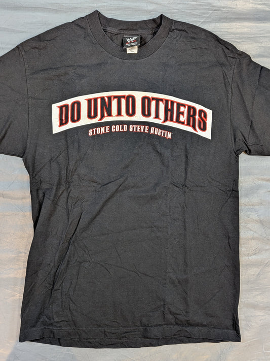 ストーン・コールド・スティーブ・オースチン「DO UNTO OTHERS」Tシャツ(WWF(2001) / ブラック)